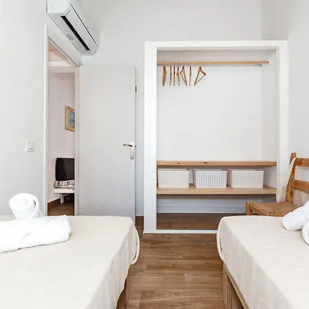 Σπίτι διακοπών 13 *